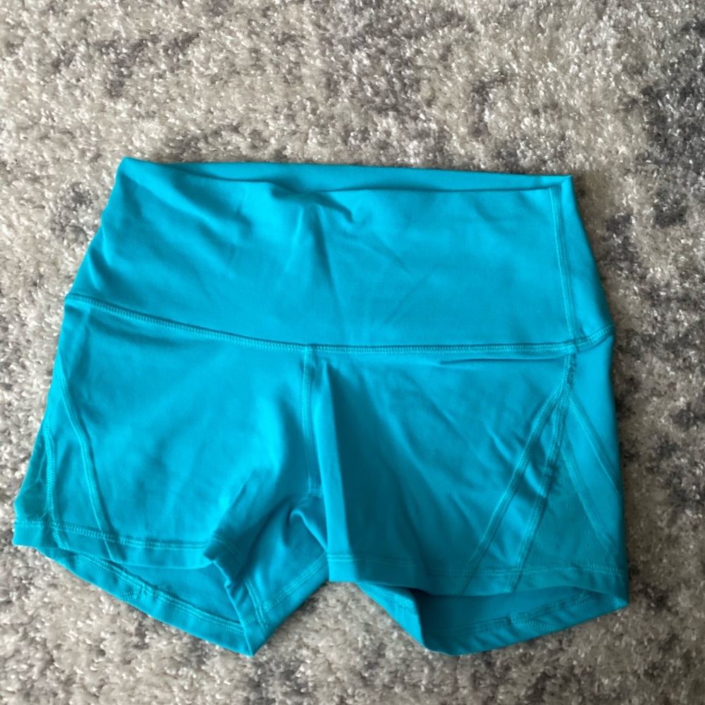 Lululemon short size 6